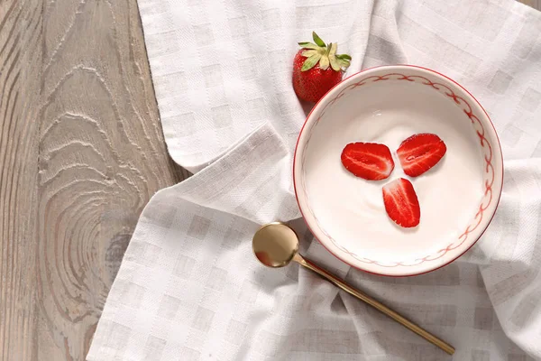 Bowl Strawberry Yogurt Table — Stock Photo, Image