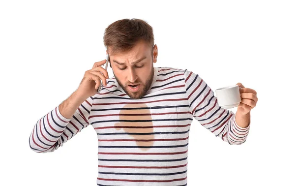 Stressad Ung Man Med Kaffe Fläckar Sin Shirt Talar Med — Stockfoto