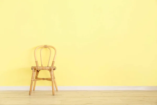 Wicker Chair Color Wall — Stock Photo, Image