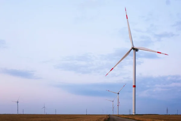 Mulini Vento Energia Elettrica Campagna — Foto Stock