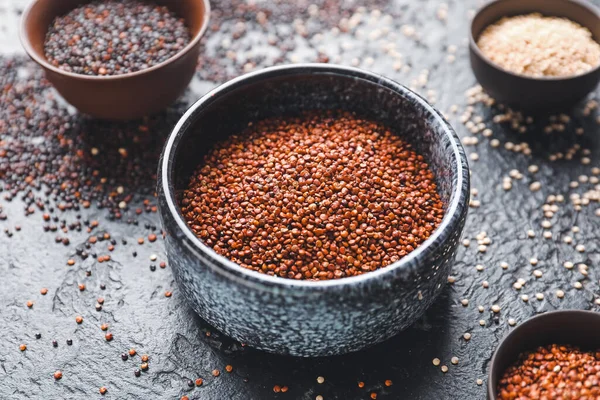 Bowl Healthy Quinoa Dark Background — Stock Photo, Image