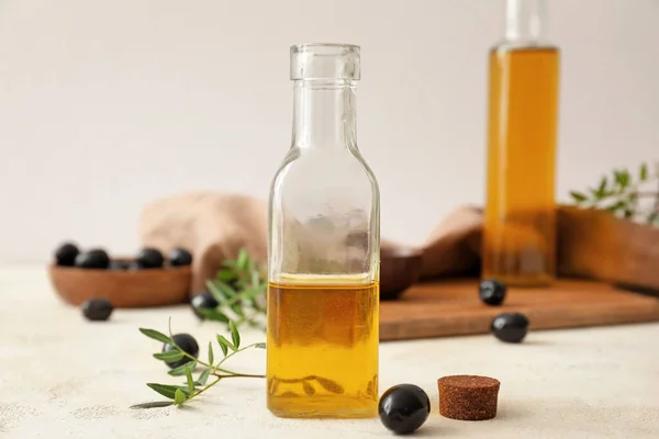 Bottle Olive Oil Table — Stock Photo, Image