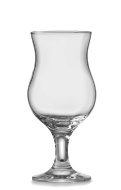 Beyaz arkaplanda boş bardak