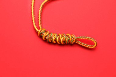 Renk arkaplanına bağlı halat