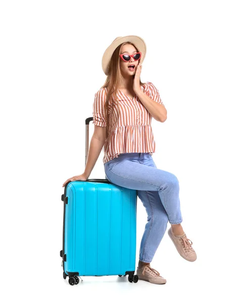 Giovane Donna Con Valigia Sfondo Bianco Concetto Viaggio — Foto Stock