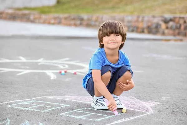 Little Boy Drawing Chalk Asphalt — Stock Photo, Image