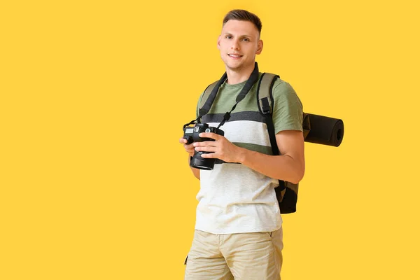 Man Turist Färg Bakgrund — Stockfoto