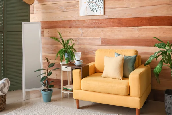 Odanın iç tarafındaki koltukta en iyi koltuklar.