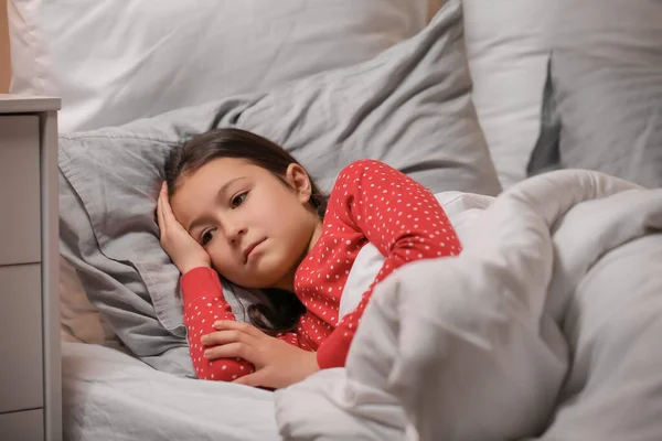 Little Girl Suffering Sleep Disorder Bedroom — Stock Photo, Image