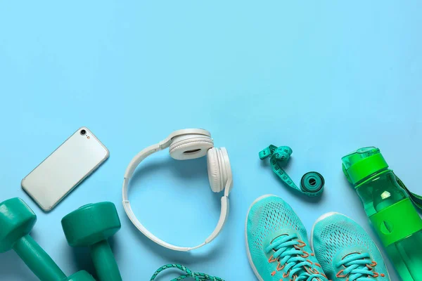 Sprzęt Sportowy Telefon Komórkowy Słuchawki Kolorowym Tle — Zdjęcie stockowe