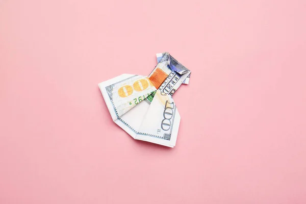 Origami Kleid Aus Dollar Banknote Auf Farbigem Hintergrund — Stockfoto