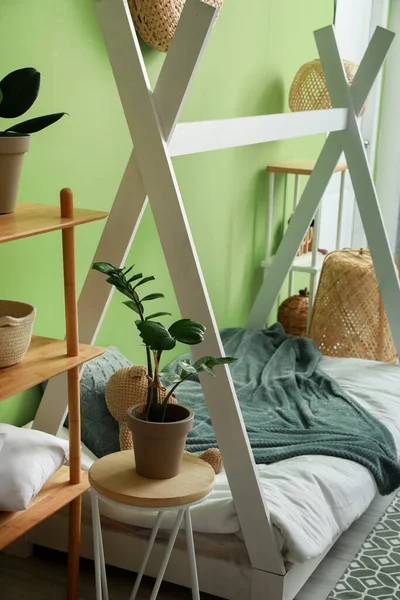 Interieur Van Moderne Kinderkamer Met Comfortabel Bed — Stockfoto