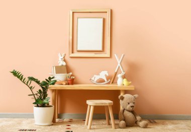 Modern çocuk odasının içi.