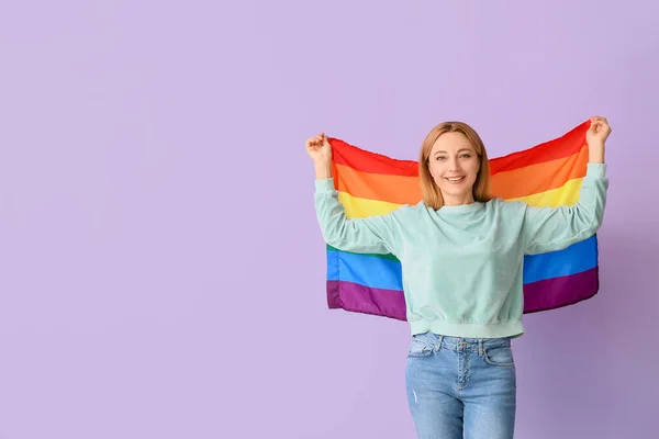 Kobieta Flagą Lgbt Tle Koloru — Zdjęcie stockowe