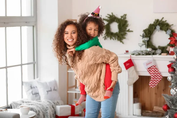 Cute African American Girl Her Mother Home Christmas Eve — Stock Photo, Image