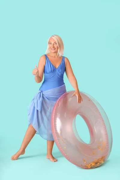 Mature Woman Inflatable Ring Color Background — Stock Photo, Image