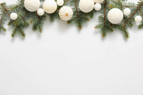 Mooie Kerstcompositie Witte Achtergrond — Stockfoto