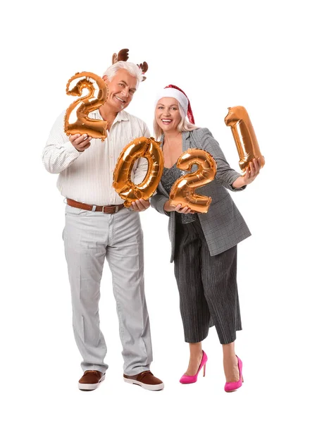 Coppia Anziana Con Figure 2021 Sfondo Bianco Festeggiamenti Capodanno — Foto Stock
