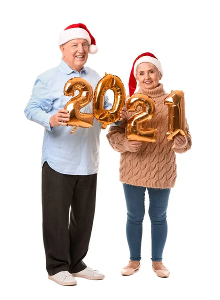 Ouderen Paar Met Figuur 2021 Witte Achtergrond Nieuwjaarsviering — Stockfoto