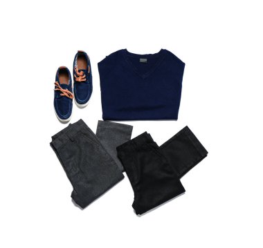 Beyaz arka planda şık okul üniforması