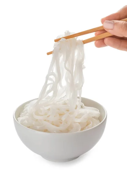 Mujer Comiendo Sabrosos Fideos Arroz Sobre Fondo Blanco — Foto de Stock