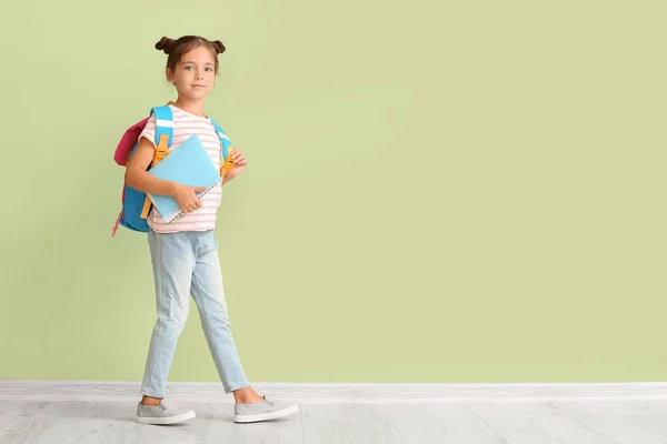 Little Schoolgirl Color Wall — Stock Photo, Image