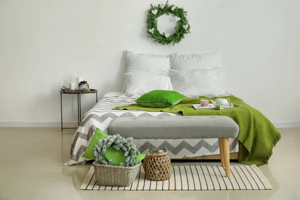 Beautiful Christmas Wreaths Interior Bedroom — Stock Photo, Image