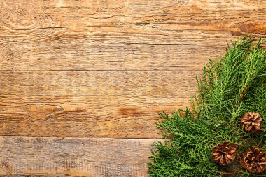 Ahşap arka planda güzel bir Noel kompozisyonu