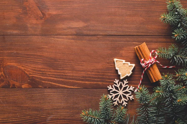 Ahşap Arka Planda Güzel Bir Noel Kompozisyonu — Stok fotoğraf