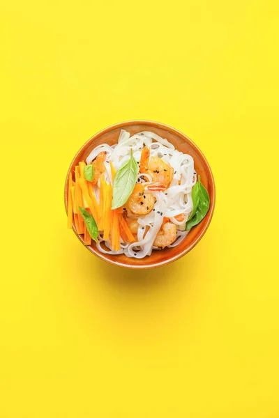 Bowl Tasty Rice Noodles Shrimps Color Background — Stock Photo, Image