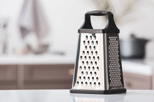 Metal Grater Kitchen Table — Stock Photo, Image