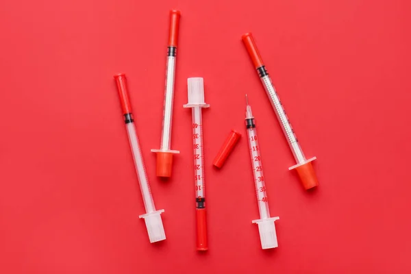 Spuiten Voor Insuline Injectie Kleurachtergrond Diabetes Concept — Stockfoto