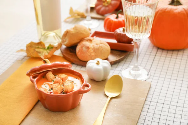 Tasty Pumpkin Cream Soup Pot Table — Stock Photo, Image