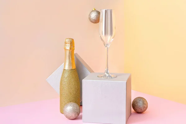 Composizione Capodanno Con Champagne Sfondo Colori — Foto Stock