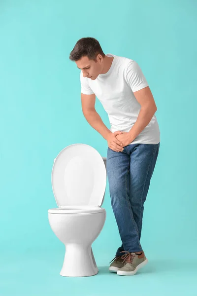 Man Met Probleem Van Veelvuldig Urineren Kleur Achtergrond Symptomen Van — Stockfoto