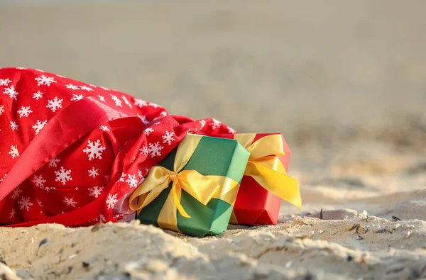 Santa Claus Bag Gifts Beach — Stock Photo, Image