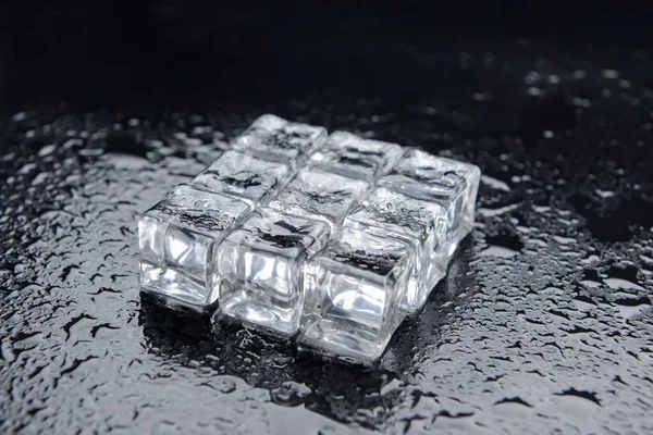 Cubos Hielo Sobre Fondo Oscuro — Foto de Stock