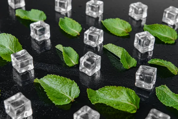 Ice Cubes Mint Dark Background — Stock Photo, Image