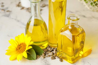 Masada ayçiçeği yağı ile kompozisyon