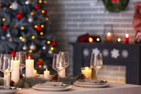 Hermosa Mesa Con Decoraciones Navidad Sala Estar — Foto de Stock