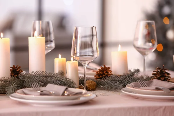 Beautiful Table Setting Christmas Decorations Living Room — Stock Photo, Image