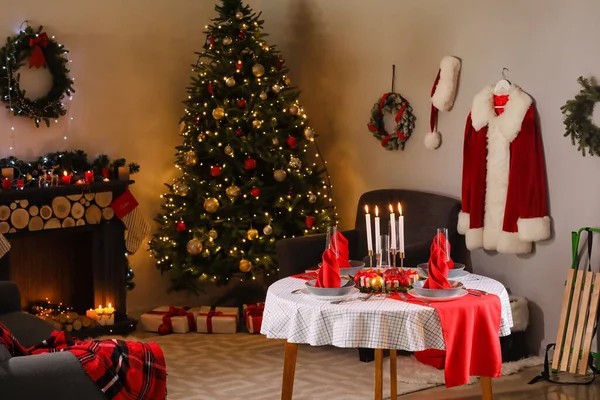 Interior Habitación Con Mesa Para Cena Navidad — Foto de Stock