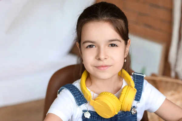 Cute Little Girl Home — Stock Photo, Image