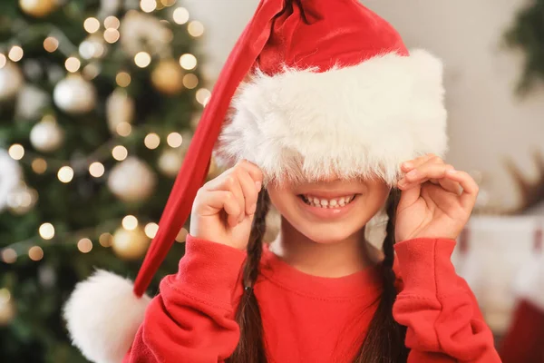 Funny Little Girl Santa Claus Hat Home — Stock Photo, Image