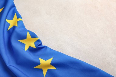 Hafif arkaplanda Avrupa Birliği bayrağı