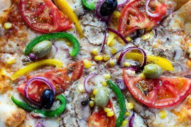 Güzel taze pizza, üstten görünüm