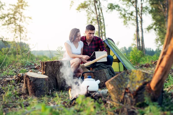 Kampçılar dijital tablet ile