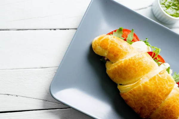 Sanduíche Fresco Com Legumes Salada Verde Queijo — Fotografia de Stock