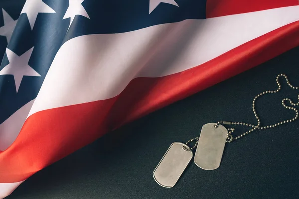 Étiquettes Drapeau Américain Soldats Sur Fond Bois Concept Journée Des — Photo