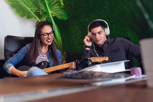 Young Male Female Architects Working Project Together — Stock Photo, Image